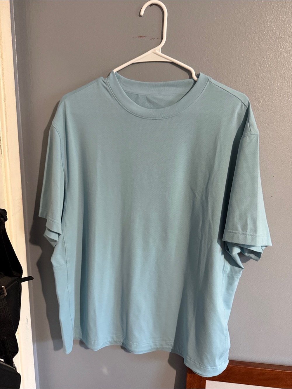 LULULEMON Easy set men’s shirt large- baby blue